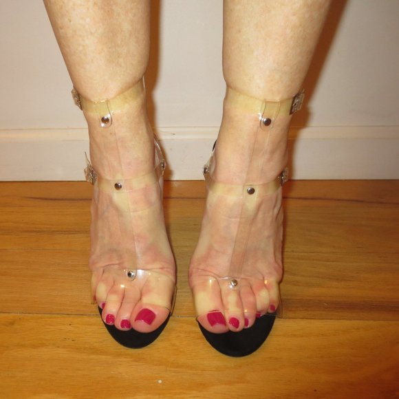 NIB SO ME Clear Invisible Double Buckle Strap High Heel Sandals - Picture 2 of 10